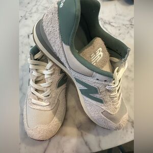 New Balance 574 Legacy Men’s Sneakers Size 11, Green/Off-White New Without Tags